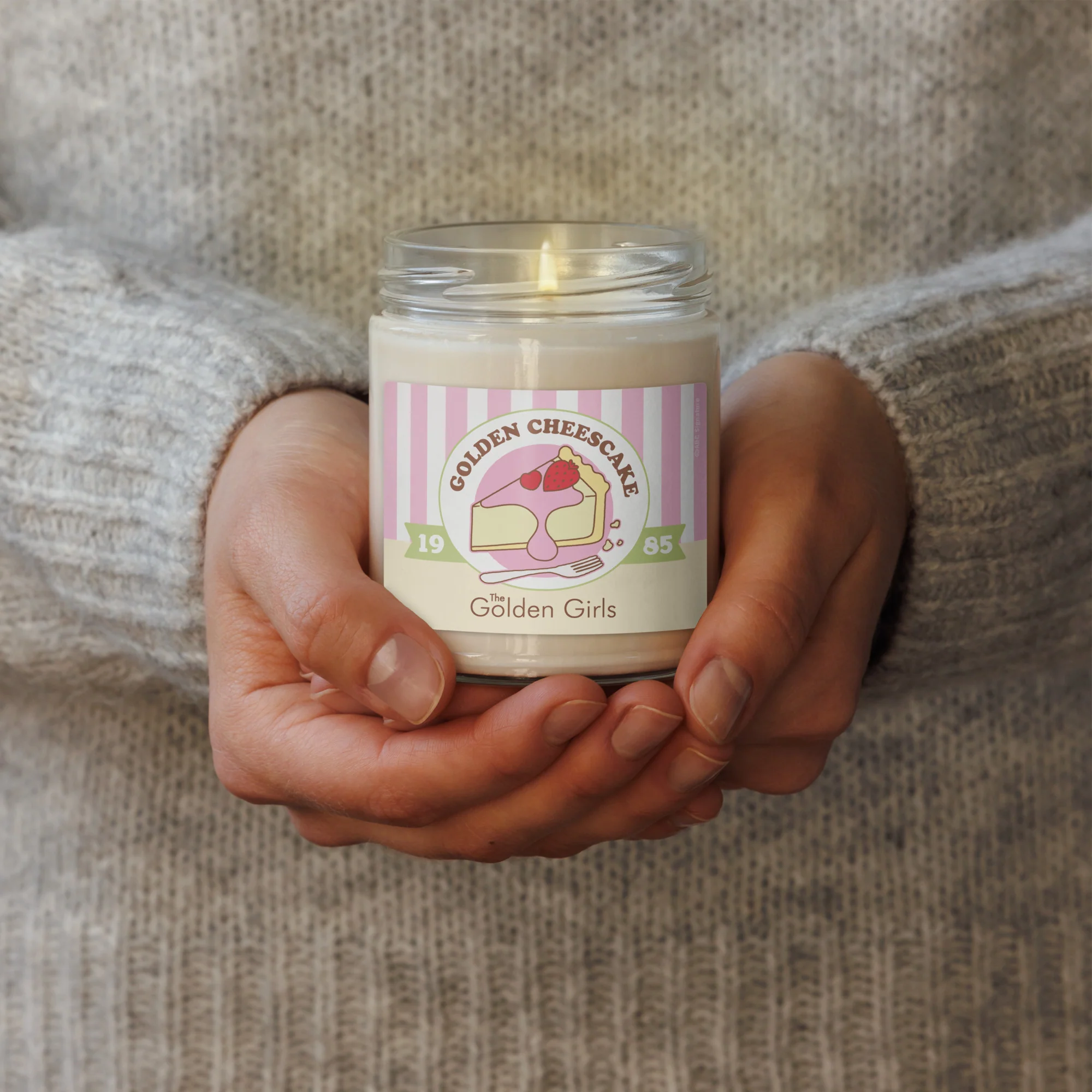 The Golden Girls The Golden Cheesecake Candle - Image 3